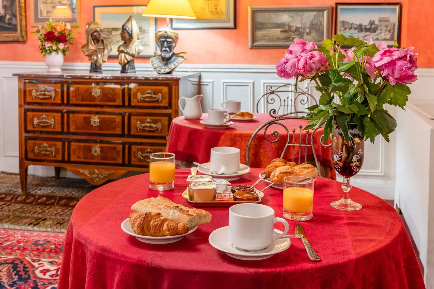 Petit déjeuner - Breakfast - Hotel de Nice *** Paris Hotel de Nice Paris - Site Officiel - Official Website - Hotel Paris Marais Chatelet
